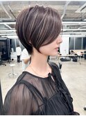 グレージュハイライトベージュカラーインナーカラーボブショート