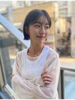 エレノア 立川店(Eleanor)&nbsp;外ハネ切りっぱなしボブ