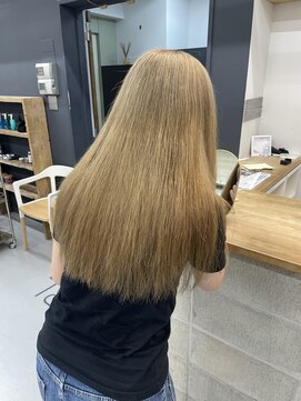 マール 矢場町(MARL) 肌馴染みの良いbeige color