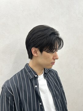 クム 横浜(qumu) 【qumu MARIKO】 センターパート×メンズカット