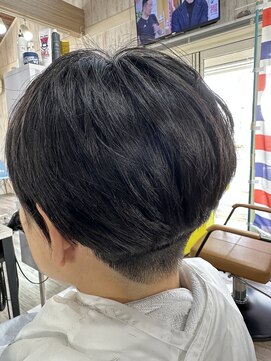 スーパー ヘアーアンドボディ (SUPER HAIR&BODY) 女子の刈り上げツーブロック
