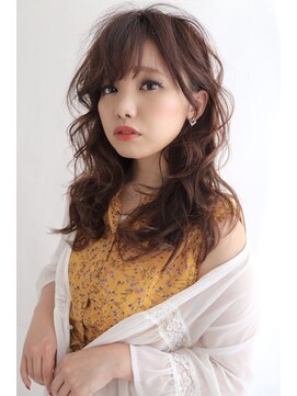 イソラブル(ISOLA-blu) 【ふんわり可愛い】大人カールロング×モカベージュ