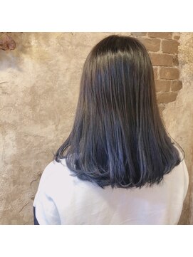 マギーヘア(magiy hair) [magiy yumoto] ブルーアッシュグラデーション