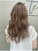 ケアブリーチで、つやつやハイライト