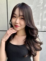 ディオ アンド ルーチェ(Dio&Luce)&nbsp;リバース／大きめカール／レイヤーカット／暗髪