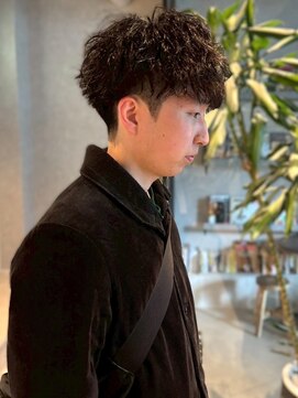 メンズサロン ブロック(Men's Salon bloc) ツイストスパイラルパーマ 束感 ツーブロック メンズショート