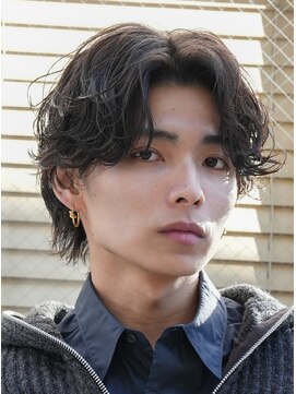 レタッチ バイ フィフス 天神大名(RETOUCH by fifth) 福岡天神ゆるめシャドウパーマメンズマッシュウルフカット緩め