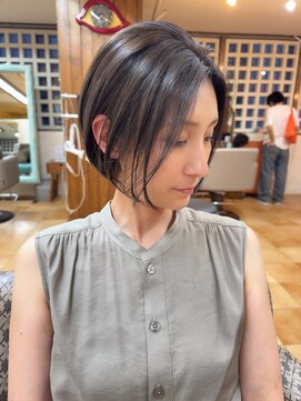 ヘアー デザイナーズ クルー ドルフィン(HAIR DESIGNERS CREW dolphin) 前下がり bob