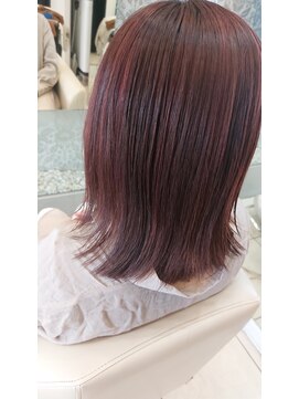 スリーピースアクシス (Three Peace axis) カシスレッドにハイライトもプラス！