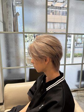 ラウブロッサム 大宮西口店(Lau Blossom) ダブルカラー、ケアブリーチ、髪質改善トリートメント、大宮駅