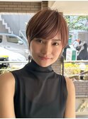 斜めバング グレージュカラー シルキーベージュ マッシュパーマ