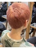 ピンクベージュ×ベリーショート