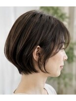 マーブル(marble) 丸みシルエットのナチュラルショートボブ