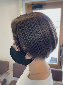 ロッカヘアエジェ(ROCCA hair eje.) 暗めカラーナチュラルラインボブ