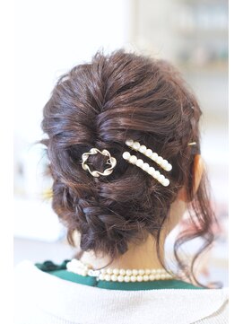 グッドモーニングヘア(GOOD MORNING HAIR) お呼ばれスタイル