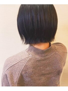 カルフール 草加本店(Carrefour) 黒染めなし!アディクシーでトーンダウン