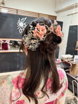 アビリティ ヘアー(ability hair) 卒業式ハーフアップフェミニンアレンジヘアー