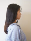オフィスカジュアルなワンカールスタイル
