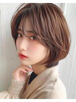 ゴカンムード(Gokan mood)&nbsp;ハイライトバレイヤージュダブルカラーショートカット30代40代