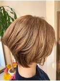 大人ショート/ショートボブ/ハイライトカラー/40代/50代