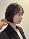 顔周りレイヤーカットグレージュカラーくびれボブショートカット