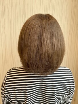 ビス ヘア アンド ビューティー 西新井店(Vis Hair&Beauty) 大人可愛いブリーチなし透明感ミルクティーベージュカラー