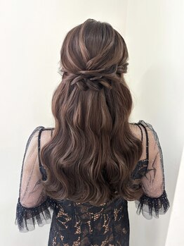 ヴィアス(Vias)の写真/【近鉄四日市＊徒歩2分】華やかで気分が上がる１日をお手伝い♪断トツの可愛さを狙うなら≪Vias≫へ