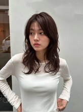 ワイビー グリーン リル(y.be green rel)&nbsp;抜け感レイヤーヘア