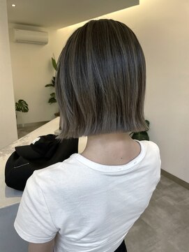 フェーディン(fa/din) バレイヤージュグレージュ×ぷつっとボブ