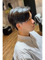 レオン(LEON)&nbsp;センターパートパーマ