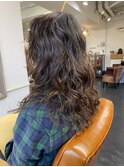 ロングレイヤーにパーマ