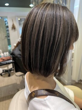 ヘアークラフト サン 住吉店 [ヘアークラフトサン] 大人女性に人気☆ハイライトパツっとボブ