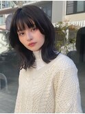 韓国くびれレイヤーミディアム小顔前髪 暗髪黒髪イメチェンヘア