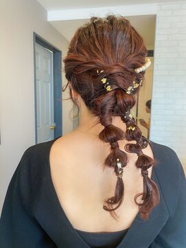 エルガ バイ コバルト(LGA by cobalt) 10代20代結婚式お呼ばれ編み下ろしヘア