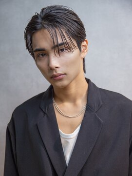 シティ(CITY) 小久保styleフェザーパーマグレーブルーカラー刈り上げショート