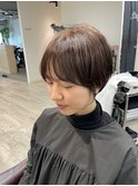 大人可愛い20代30代40代黒髪前下がりショートボブ丸みショート◎
