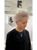 ホワイトメッシュ/ツイスト/ツイスパ/パーマ/メンズ/眉毛