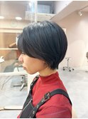 大人可愛い30代40代50代前下がりショートボブ丸みショート
