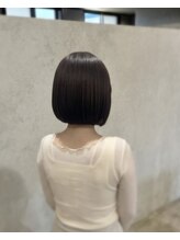 フィガロ バイ テイラー(FIGARO by Taylor)&nbsp;地毛風カラーで魅せる。凛とした大人可愛いストレートボブ