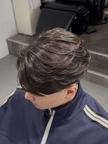 ボルド(Bordo)&nbsp;曲がる縮毛矯正でつくる海外風テーパーフェード！