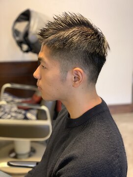 サンク(cinq) フェードカット《cinq金町》