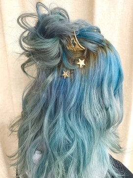 アーミー(Aremy) ハーフアップ