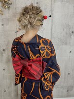 ビスポーク(BESPOKE)&nbsp;20代30代40代似合わせ小顔大人カッコ可愛いアップスタイル