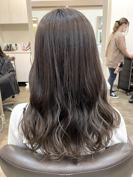 アルターリール(aL ter Rire) 赤み消し◎グレージュ/中村郁未