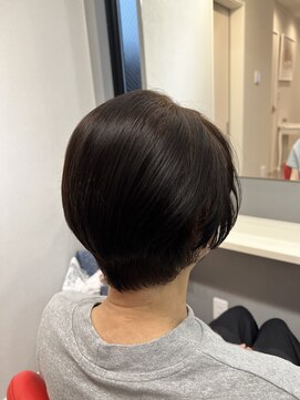 エムツー(M2) 大人ショート