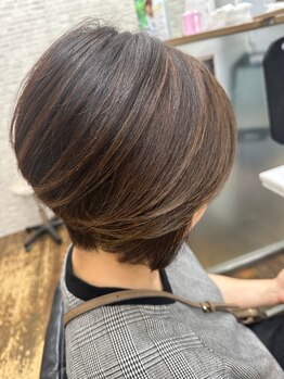 美容室マキシム ザモール春日店の写真/大人女性にオススメのスタイルをご提案♪お家でのスタイリングが楽しく簡単になるカットはマキシムで◎
