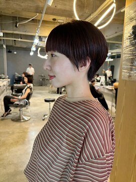 イトシテ ビカクストレート×マッシュショート【本多身和子】