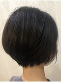 ショートボブ