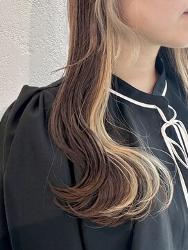 ミーム 原宿 表参道(meme) ”インナーカラーベージュ×レイヤーカット