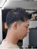 アップバングショートレイヤーメンズ刈り上げショート